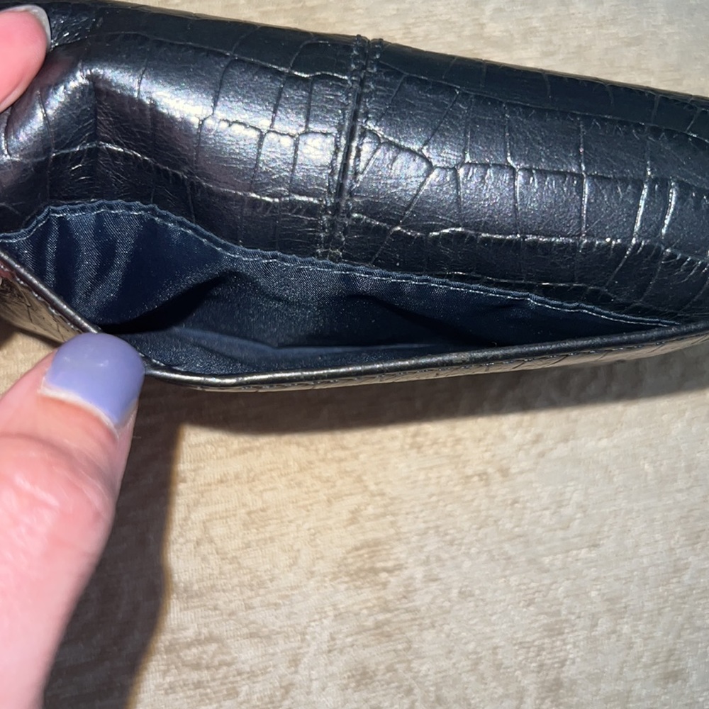 Coach wallet. - Picture 3 of 5